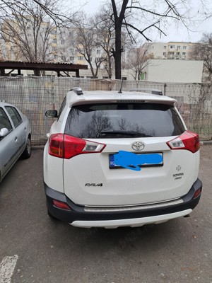 Toyota Rav-4 din 2015, Withe Edition cu interior piele - imagine 3