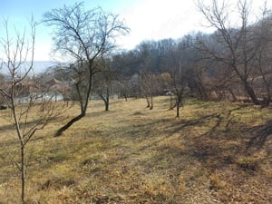 Teren,zona superba la intrare Ocnele Mari -6 km de Ramnicu Valcea - imagine 3