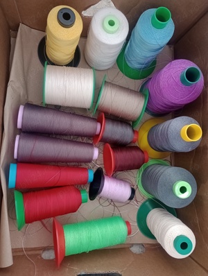 ate de cusut diverse