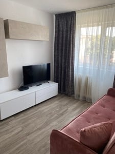 Închiriez apartament în regim hotelier!! - imagine 2