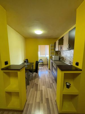 Apartament 2 camere, decomandat, Soarelui-Judetean. - imagine 3