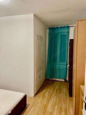 Apartament o camera de inchiriat in zona Fortuna   Vlaicu - imagine 3