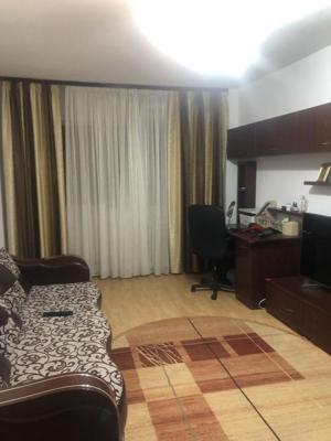 Apartament 2 camere, decomandat, McDonalds Dristor