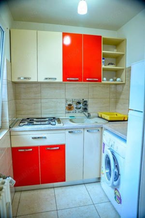 Regim hotelier Ciresica, bloc stradal - imagine 6 Regim hotelier Ciresica, bloc stradal - imagine 6