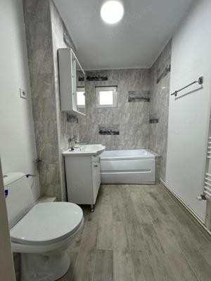 Apartament cu 3 camere, localizat în zona de jos a oraşului. - imagine 7