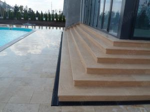 Trepte travertin pentru exterior