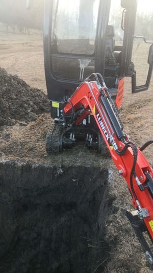 Inchiriez miniexcavator