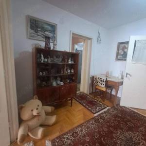 De vanzare apartament cu 3 camere - imagine 7