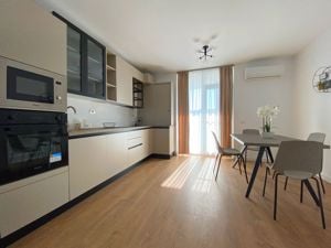 Apartament spatios, amenajat lux, in zona Simion Barnutiu, la 550 euro - imagine 7