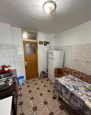 Apartament 3 camere, decomandat, 2 bai, parcul National , metrou Titan 10 min - imagine 12