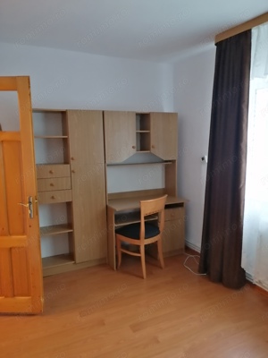 Închiriez apartament pe termen lung  - imagine 3