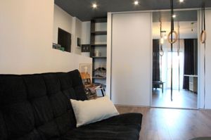 Apartament cu terasa la parter in complex, deosebit, zona linistita.