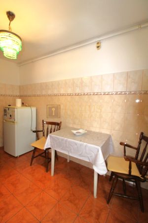 2 camere, centrala proprie, zona Bucovina, loc de parcare langa bloc - imagine 10