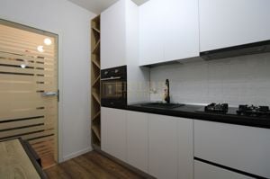 2 camere + terasa de 80 de metri/curte proprie.  Pets friendly. - imagine 18