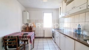 Apartament mobilat 3 camere cu parcare Tractorul - imagine 24