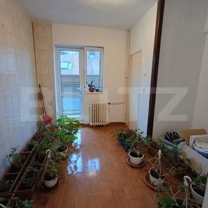 Apartament cu 4 camere, decomandat ,108,5 mp totali ,zona Cantacuzino - imagine 1