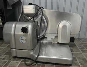 Feliator Mezeluri si Branzeturi