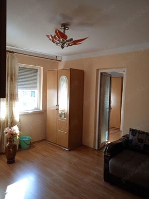 Închiriez apartament - imagine 5