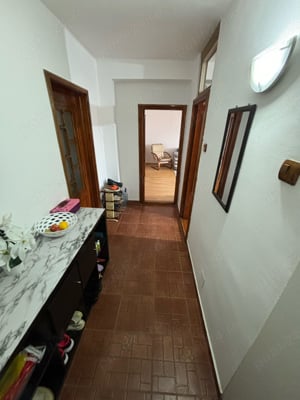 vand apartament 4 camere - imagine 8