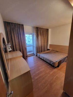 Proprietar, vand apartament 3 camere-Parc Sebastian