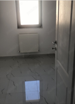 Închiriez apartament 2 camere !