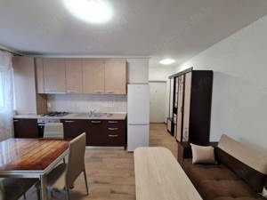 Inchiriez apartament, 2 camere, Selimbar (zona Mall) - imagine 5