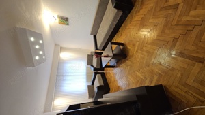 Inchiriez apartament 3 camere Decomandat Centrala Zona Soarelui