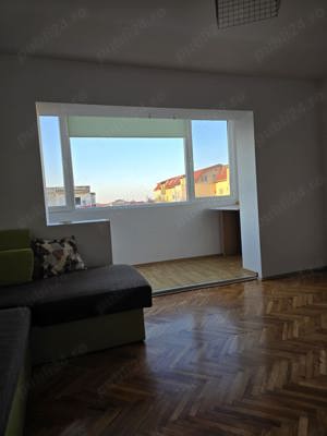 De vânzare apartament cu 2 camere în zona Girocului bloc izolat termic amenajat centrala proprie - imagine 4