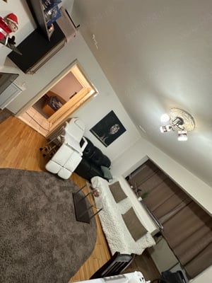 Proprietar vand apartament zona Dambovita Sagului 