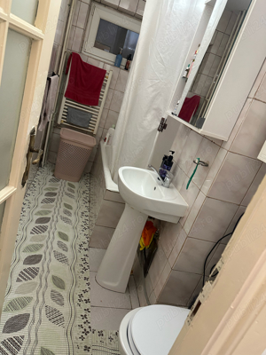 Proprietar vand apartament zona Dambovita Sagului  - imagine 2