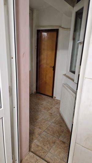 Închiriez apartament cu 2 camere  - imagine 9