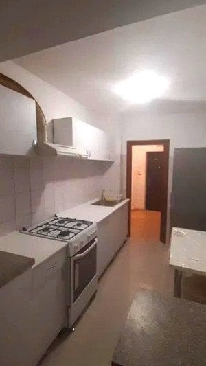 Apartament de 2 camere, semidecomandat, 55 mp, zona Berceni - imagine 5