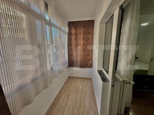 Apartament cu 2 camere, 54 mp, decomandat, zona Decebal - imagine 5