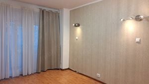 Apartament 3 camere Decebal nemobilat - imagine 3