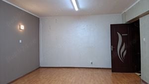 Apartament 3 camere Decebal nemobilat - imagine 2