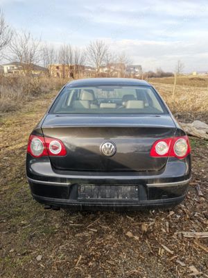 Volkswagen Passat B6 Variant 2.0 TDI Comfortline  - imagine 6 Volkswagen Passat B6 Variant 2.0 TDI Comfortline  - imagine 6