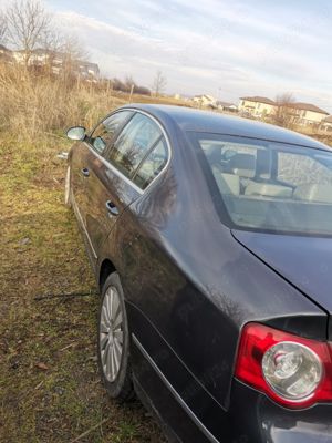 Volkswagen Passat B6 Variant 2.0 TDI Comfortline  - imagine 5 Volkswagen Passat B6 Variant 2.0 TDI Comfortline  - imagine 5