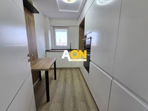 Apartament 2 Camere M uri, Complet Renovat, Vedere Parc - imagine 6