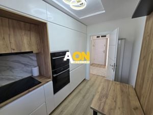 Apartament 2 Camere M uri, Complet Renovat, Vedere Parc - imagine 8