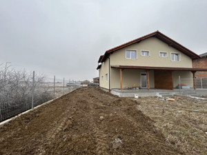 Duplex 4 camere, 100mp utili, 310 mp teren, P+M, zona -Mosnita Noua