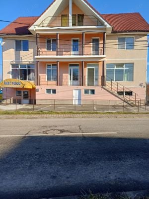 Închiriez apartament 1 camera 1200 lei  30 zile 