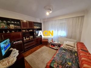 Apartament 3 Camere, decomandat, 2 Bai, 69 mp, Zona Liceului Sportiv - imagine 12