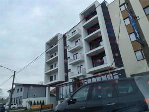 Vanzare apartament 2 si 3 camere - zona Mall Colosseum ZERO COMISION - imagine 4