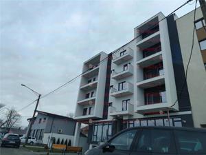 Vanzare apartament 2 si 3 camere - zona Mall Colosseum ZERO COMISION - imagine 3