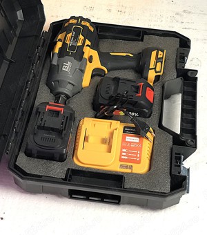 Cheie de Impact 3 4", 2000 Nm, 2 Baterii 108V   Putere Maxima