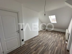 Apartament la cheie 2 camere cu 44 mp utili la mansarda Broscarie - imagine 3