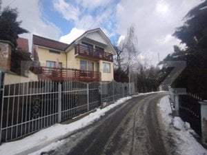 Casa 5 camere, 110mp,3 nivele,centrala peleti,teren 234mp,Prundu Bargaului