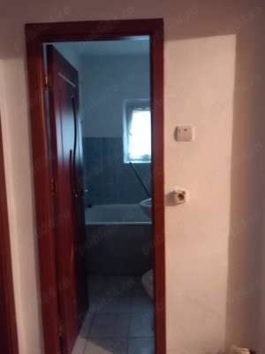 Închiriez apartament  - imagine 3