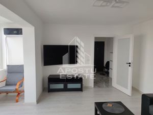 Apartament cu 4 camere, centrala proprie, zona Cetatii - imagine 3