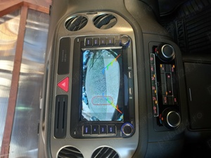 Wv Tiguan,motor 2 l,170CP, 4x4,climatronic pe doua zone - imagine 3